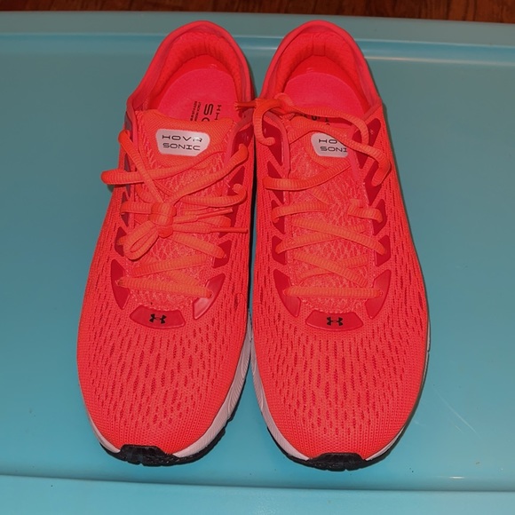 Under Armor Sonic - Picture 5 of 9